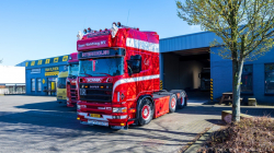 20260329-Tom-Holding-00244